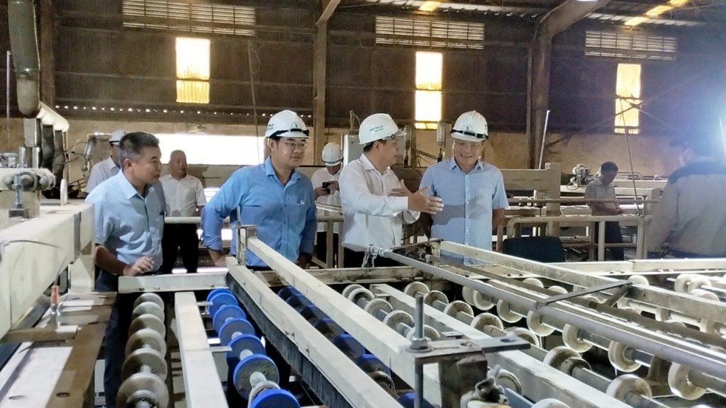 Chủ tịch HĐQT VRG Trần Công Kha thăm, làm việc với 2 đơn vị tại tỉnh Quảng Trị